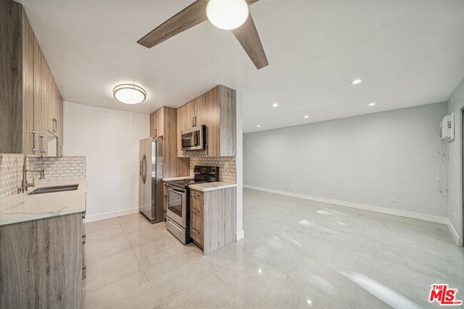 Photo - 7545 Hampton Ave Unit 103