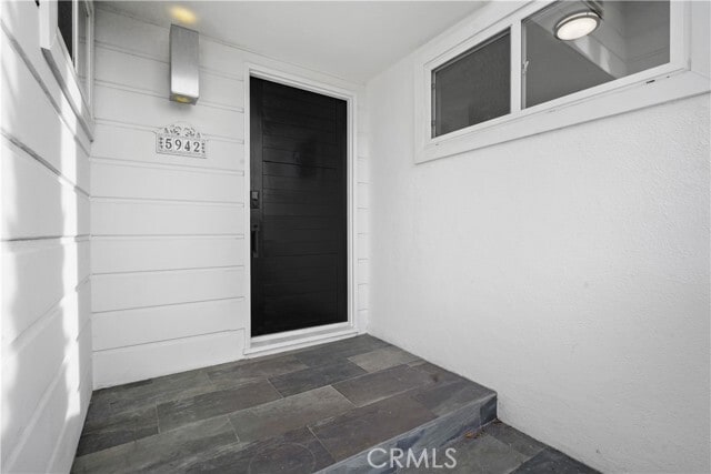 Photo - 5942 Graves Ave