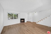 Photo - 19221 Sherman Way