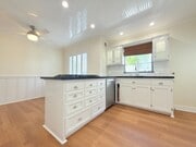 Photo - 12550-12556 Oxnard St Unit 12552