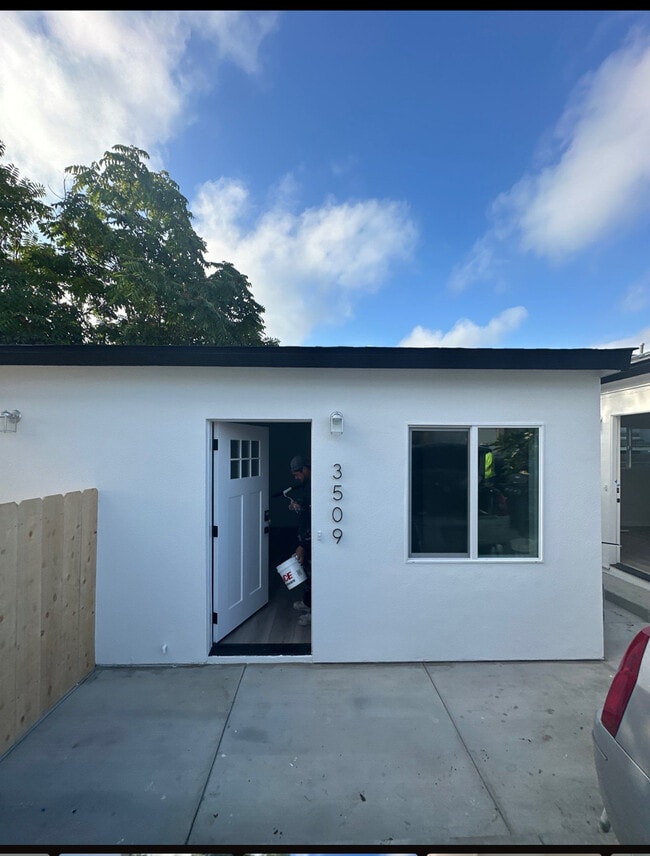 Photo - 3509 K St Unit 3509