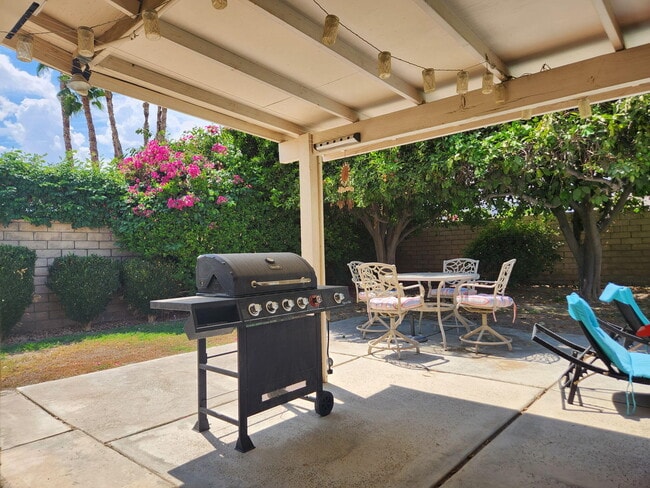 Photo - 43101 Balsam Ln