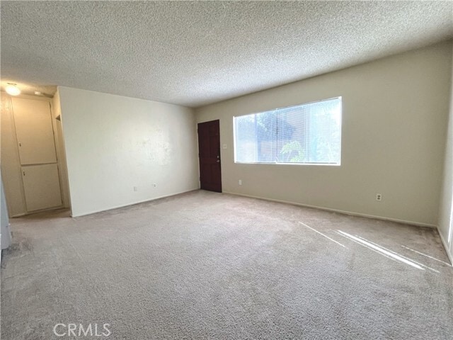 Photo - 5977 Myrtle Ave