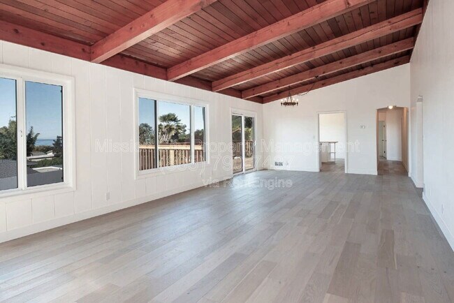 Photo - 5533 Callejon