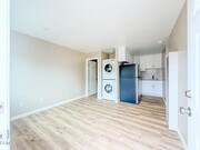 Photo - 1301 Kingswood Way