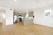 Photo - 5729 Willowcrest Ave Unit 5729