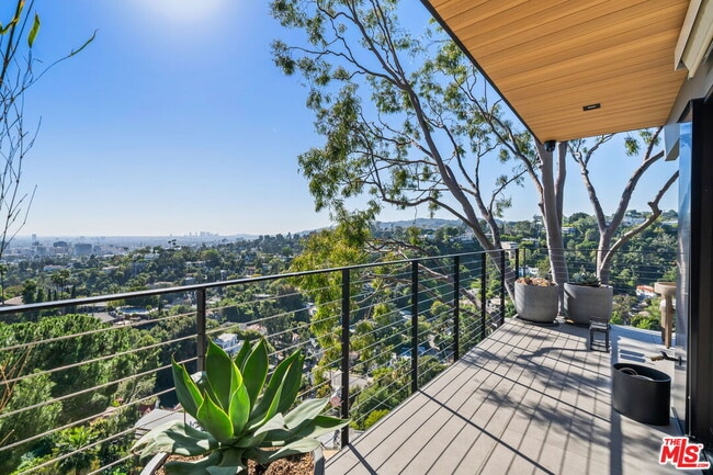 Photo - 5671 Spreading Oak Dr