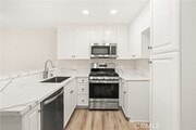 Photo - 5530 Owensmouth Ave Condo Unit 325