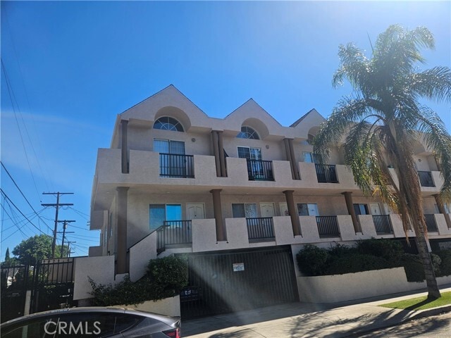 Photo - 14159 Gilmore St Unit 9