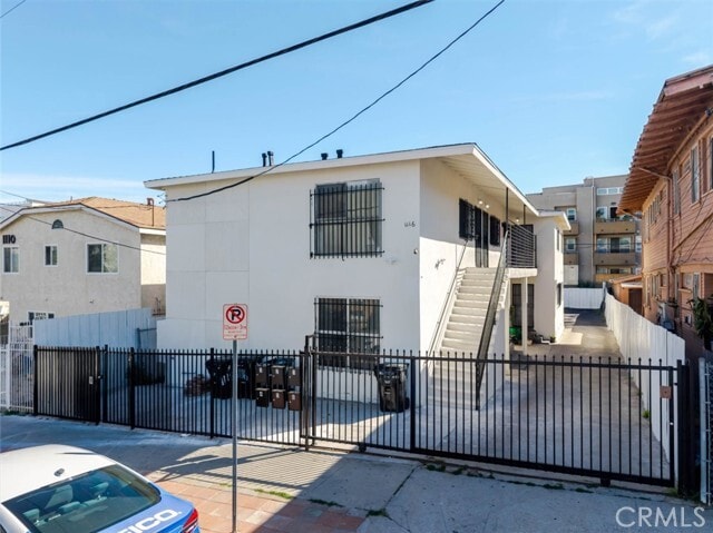 Building Photo - 1116 S Berendo St Unit 2