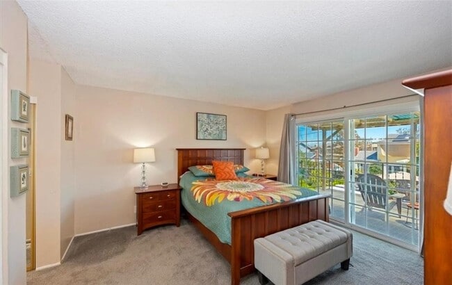 Photo - 2447 Grove Ave