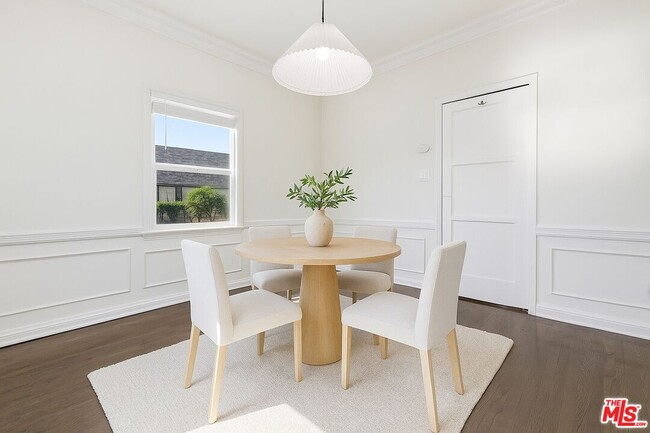 Photo - 111 N Harper Ave Unit 1/2