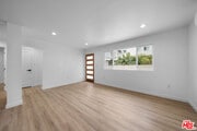 Photo - 1535 N Kingsley Dr