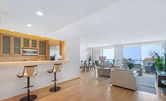 "Chic Santa Monica Oasis: 1-Bedroom Furnis... - "Chic Santa Monica Oasis: 1-Bedroom Furnis... Apartment