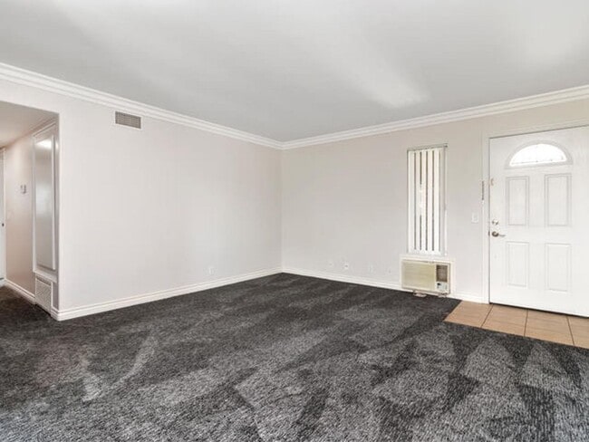 Photo - Beautiful Upper Level Condominium Home Unit G