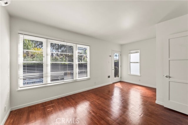 Photo - 425 Venice Way