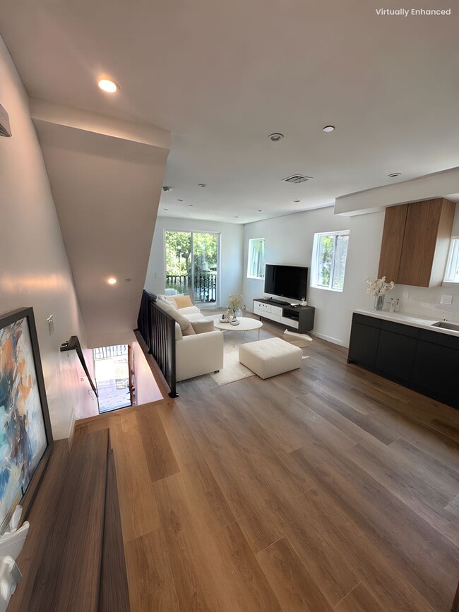 Photo - 5506 Barton Ave Townhome