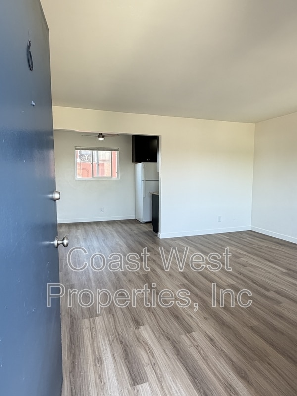Building Photo - 816 S Orange Ave Unit 6