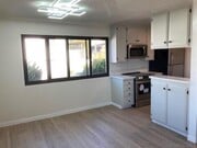Photo - 811 W Nutmeg St Unit 302