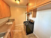 Photo - 1107 W M St House