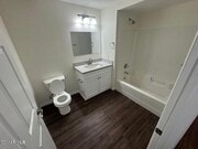 Photo - 1850 Buyers St