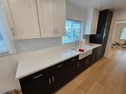 Photo - 529 W 47th St