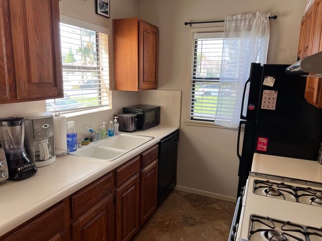 Photo - 3400 E 2nd St Unit 2