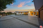 Photo - 17116 Adlon Rd House