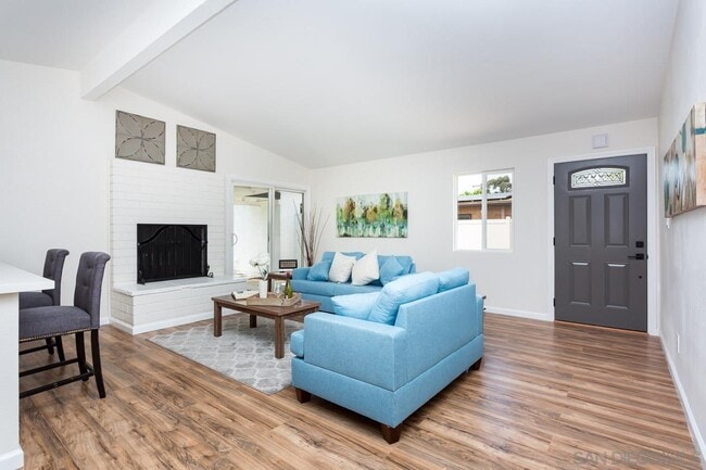 Photo - 534 Jeffree St