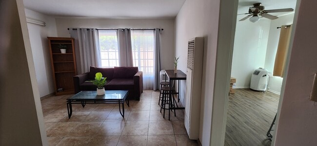 Photo - 2717 Orchard Ave