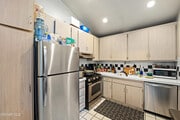 Photo - 31552 Agoura Rd