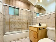 Bathroom - 632 N Sycamore Ave Unit 10