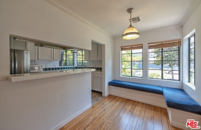 Photo - 543 28th Ave