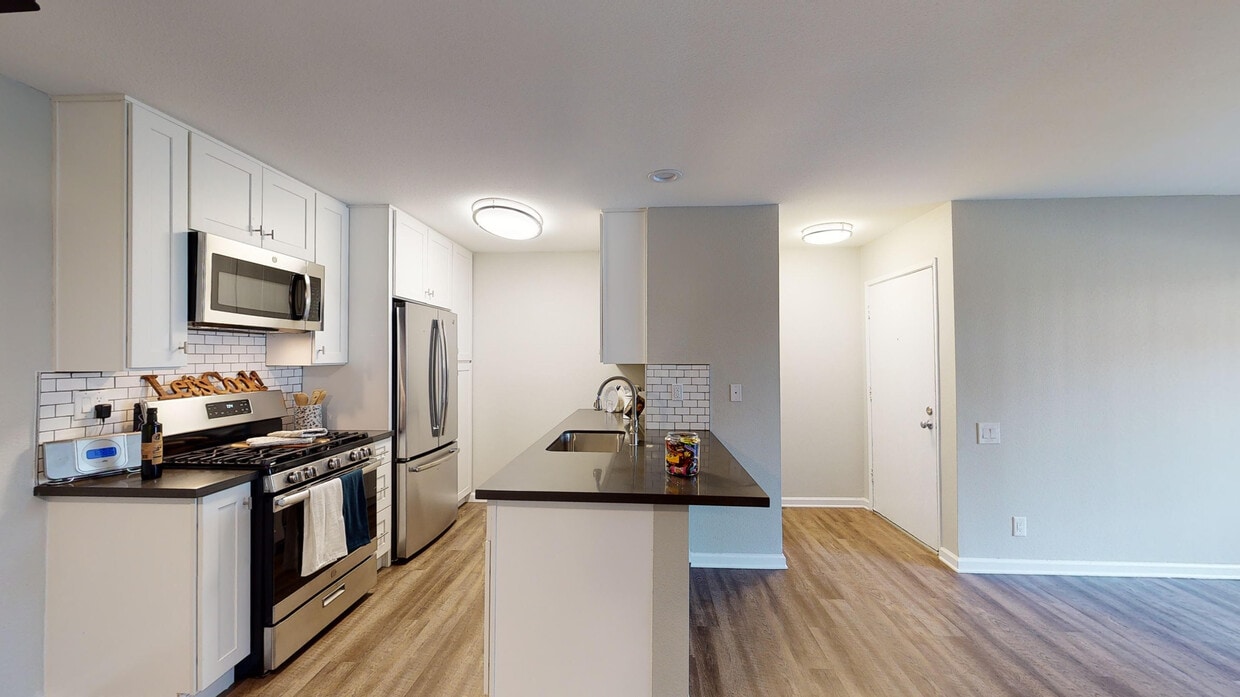 3D Tour - Charter Oaks Apartments
