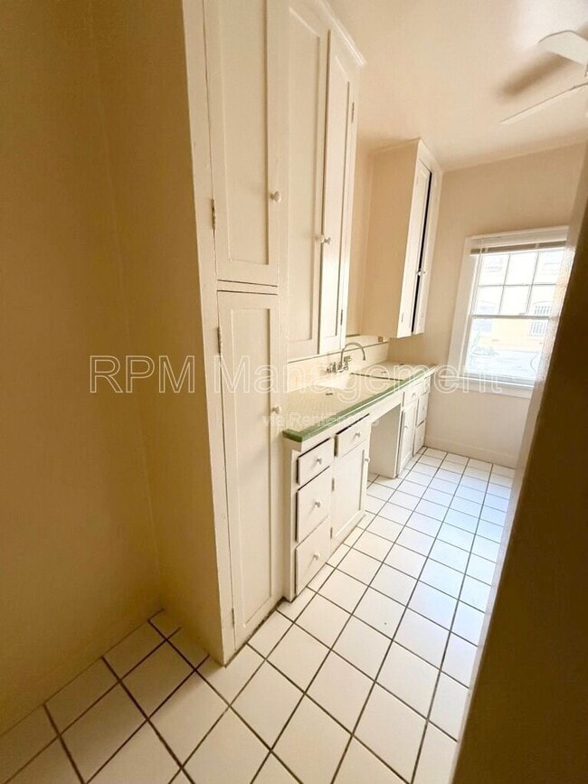 Photo - 1825 Ivar Ave Unit 209