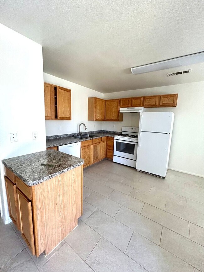 Photo - 73871 S Slope Dr Unit 73871 South Slope Dr #A