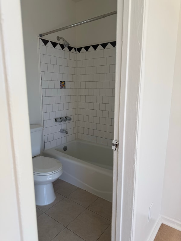 Photo - 6214 Holly Mont Dr