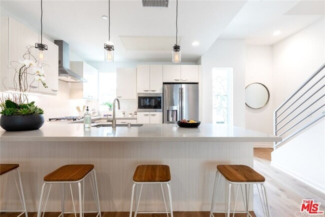 Photo - 4821 1/2 Craner Ave