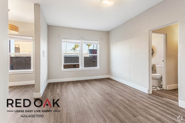 Building Photo - 3715 1st St Rental