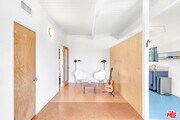 Photo - 2460 N Gower St