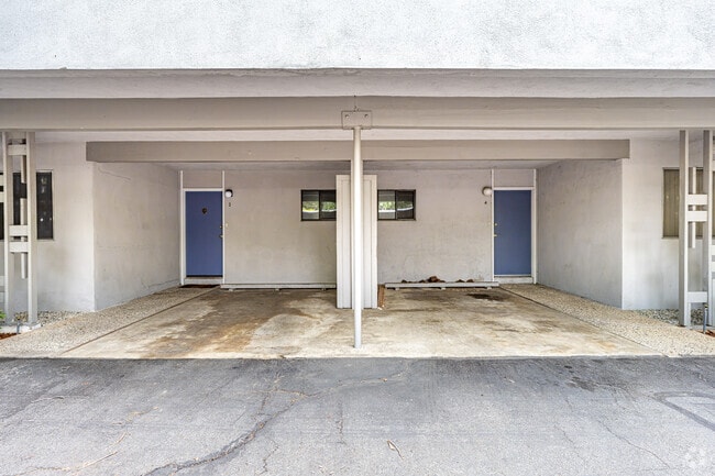 1BR unit Parking - 317 Monterey Rd Unit #21