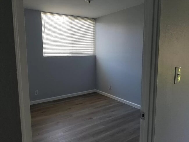 Photo - 5504 Fernhill Cir Unit A