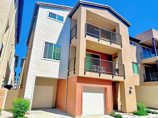 Building Photo - 567 Catalonia Rental
