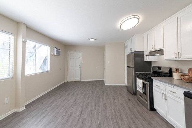 Photo - Highland Parc South