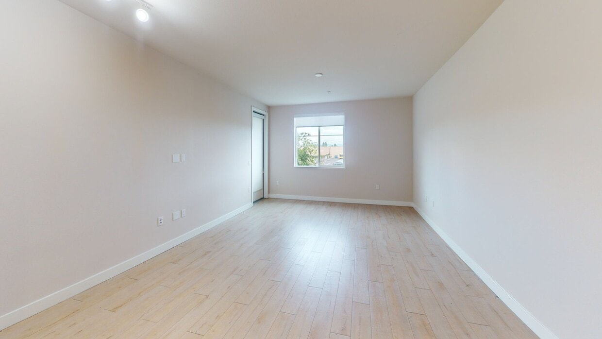 3D Tour - 7290 Edinger Ave Condo Unit 1147