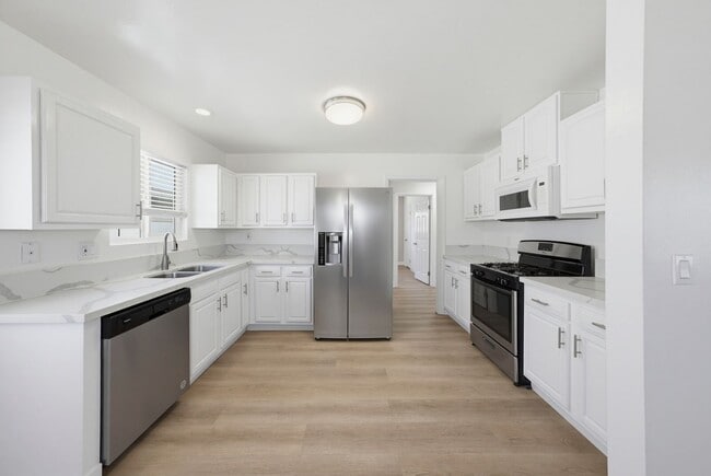 Photo - 718-720 WILLIAMS ST Unit 720 Williams C