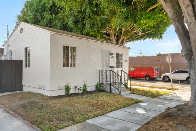 Photo - 5502 Linden Ave