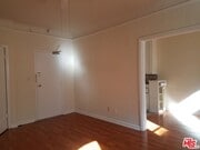 Photo - 607 S Dunsmuir Ave House