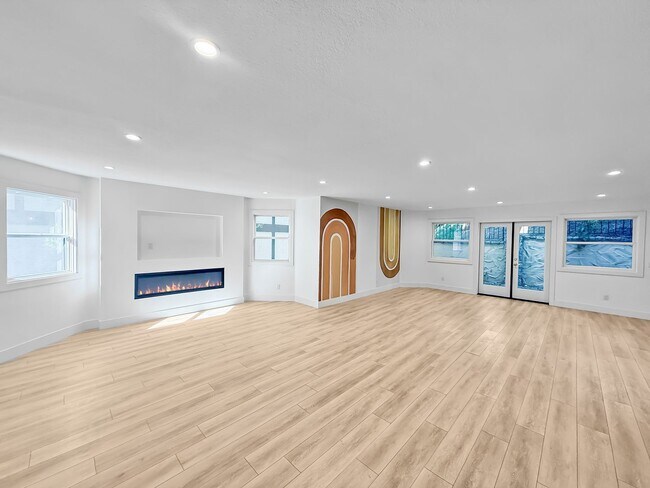 Photo - Stunning 4B/3BA House in Gated Community in Carlsbad!