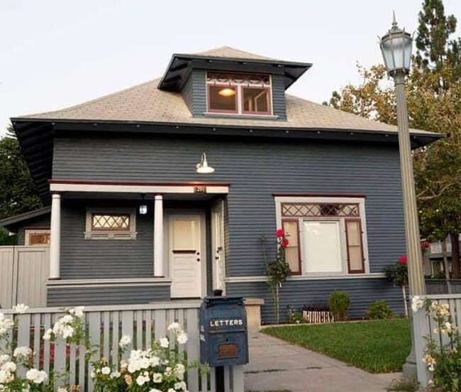 Photo - 291 S Glassell St